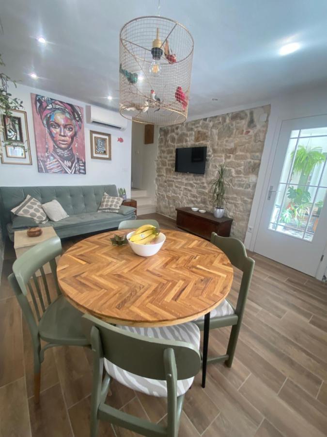 Apartman Oleandar Kastela Exterior photo